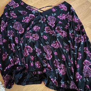 Floral Blouse with upper back Cross Detail